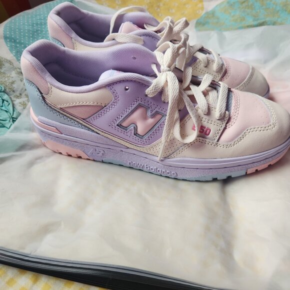New Balance 550 Pastel Colorblock - Picture 1 of 6